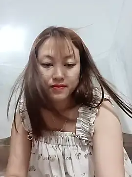 Snapshot of -Bitilu- chatting on 05-18-26, 02:56 -Bitilu- online show from 05-18-26, 02:56