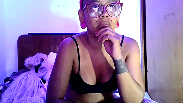 xblackstarX1 online show from 06-08-26, 01:50