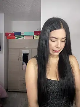 Snapshot of Cami_olarte chatting on 05-12-26, 05:26 Cami olarte online show from 05-12-26, 05:26