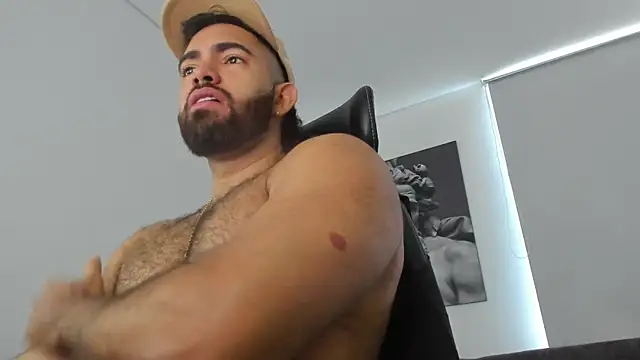 simonleon27 online show from 07-14-26, 12:22