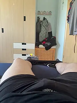 germanboy3 online show from 07-02-26, 03:18