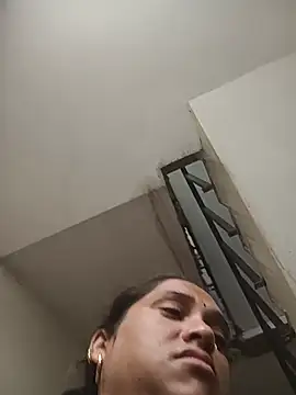 Raanieoy012 online show from 07-11-26, 02:03