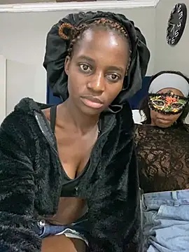 DarkChocolateSlender  online show from 04-18-26, 04:44