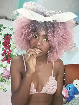 Snapshot of KatyBelle_ chatting on 03-30-26, 05:36 KatyBelle online show from 03-30-26, 05:36