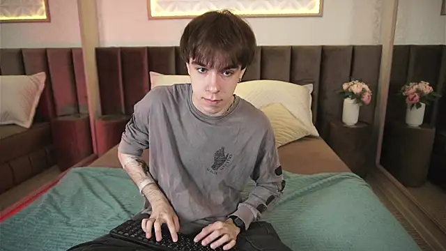 DaveBevy online show from 05-26-26, 07:21