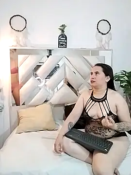 Natasha and zoe  online show from 05-31-26, 01:47