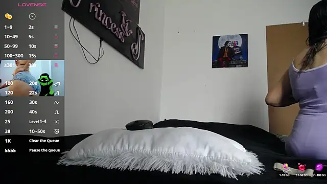 Snapshot of allison_maxtattoo_ chatting on 06-25-26, 03:38 allison maxtattoo online show from 06-25-26, 03:38
