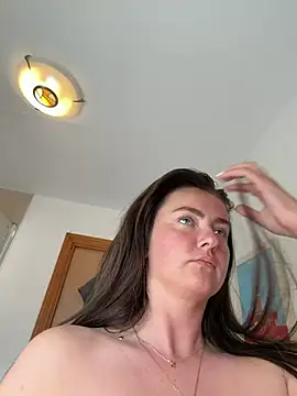 Snapshot of LolaSkyee chatting on 05-16-26, 02:38 LolaSkyee online show from 05-16-26, 02:38