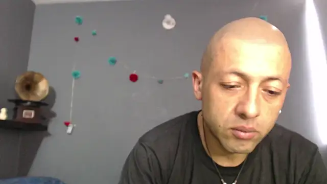 Snapshot of _bonnie_and_clyde chatting on 06-30-26, 07:37 bonnie and clyde online show from 06-30-26, 07:37