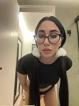 juliacosta online show from 03-27-26, 07:46