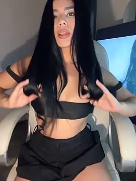 Snapshot of Jackeline- chatting on 03-31-26, 11:49 Jackeline- online show from 03-31-26, 11:49