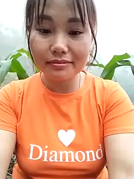 Giang-mylove online show from 04-18-26, 11:03