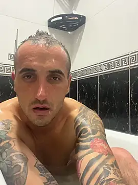 Snapshot of pezol9193 chatting on 03-31-26, 06:30 pezol9193 online show from 03-31-26, 06:30