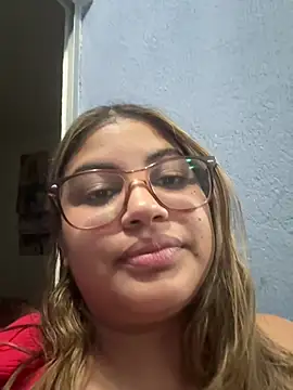 Snapshot of C1N09 chatting on 05-22-26, 05:47 C1N09 online show from 05-22-26, 05:47