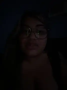 Snapshot of C1N09 chatting on 05-24-26, 10:26 C1N09 online show from 05-24-26, 10:26