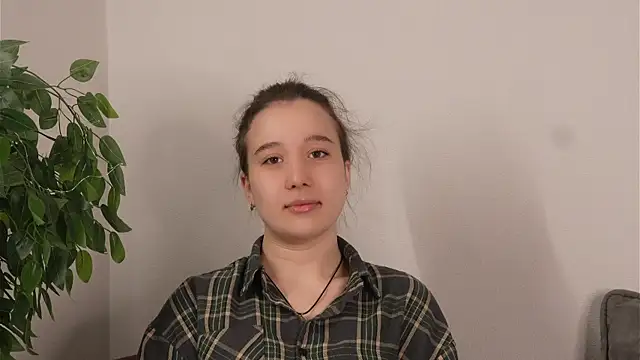 LoreleiRion online show from 03-28-26, 05:40