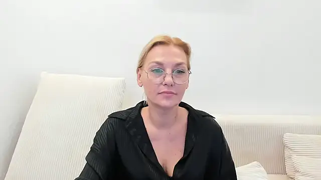 OeigesMik online show from 04-04-26, 11:51