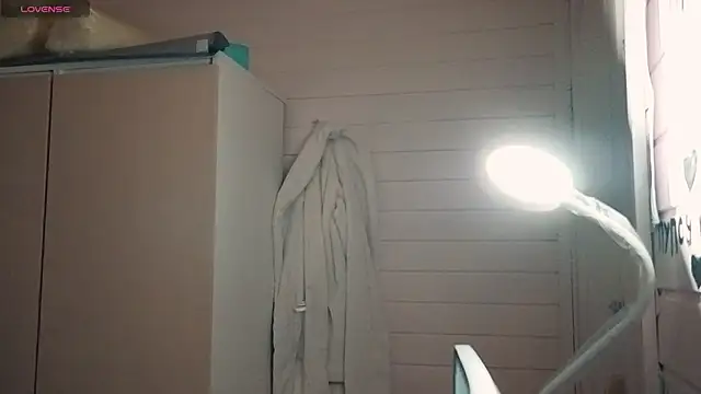 elegant pleasure online show from 04-01-26, 07:11