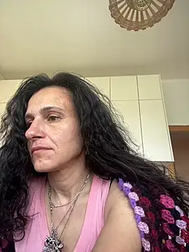 Snapshot of StellaMia263 chatting on 06-12-26, 01:32 StellaMia263 online show from 06-12-26, 01:32
