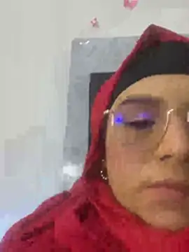 Snapshot of alia_asad chatting on 06-19-26, 01:04 alia asad online show from 06-19-26, 01:04