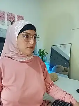 Snapshot of alia_asad chatting on 07-17-26, 12:23 alia asad online show from 07-17-26, 12:23