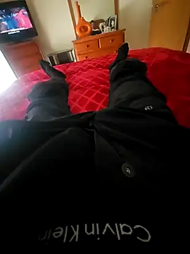 Vale1710 online show from 04-19-26, 02:49