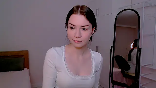 Tina Charm online show from 05-29-26, 07:01