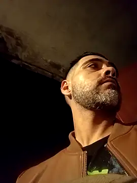 Snapshot of jito02 chatting on 04-09-26, 04:23 jito02 online show from 04-09-26, 04:23