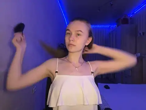 melissashineeee online show from 04-12-26, 01:27
