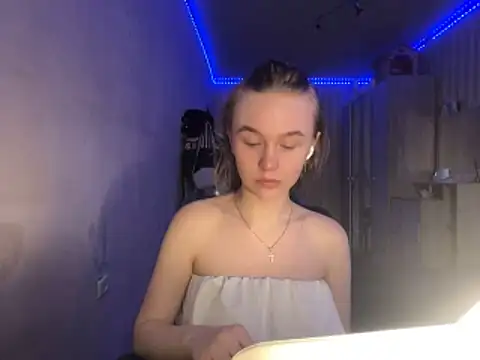 melissashineeee online show from 04-22-26, 11:23