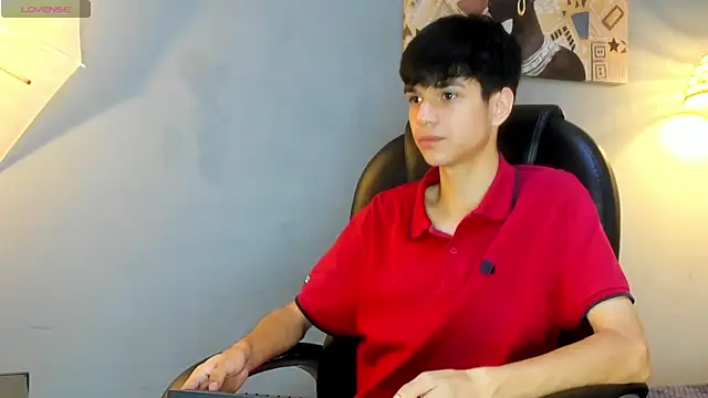 Snapshot of maxim_rod chatting on 07-08-26, 12:20 maxim rod online show from 07-08-26, 12:20