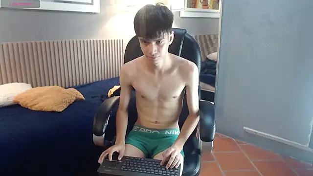 Snapshot of maxim_rod chatting on 07-14-26, 02:05 maxim rod online show from 07-14-26, 02:05