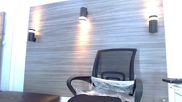 LuckyBluex online show from 03-28-26, 05:51