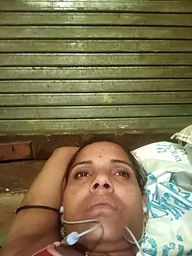 Snapshot of Sapnaroy1213 chatting on 04-13-26, 05:07 Sapnaroy1213 online show from 04-13-26, 05:07