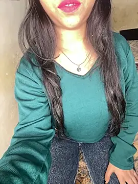 Snapshot of HOTTY_ALIA1 chatting on 04-02-26, 04:10 HOTTY ALIA1 online show from 04-02-26, 04:10