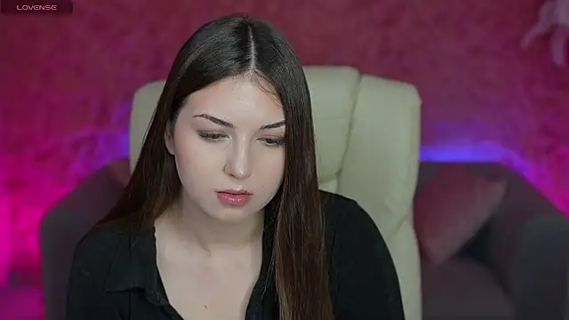 LindsyRawr online show from 06-02-26, 07:32