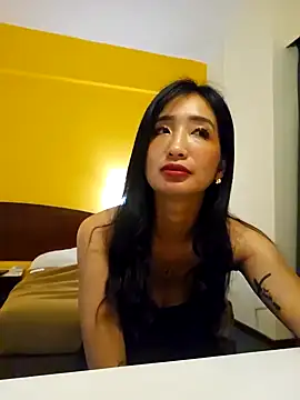 Emceeeeee25 online show from 03-28-26, 04:28