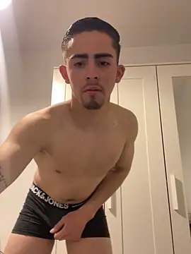 Snapshot of angel_twinkk chatting on 03-31-26, 09:04 angel twinkk online show from 03-31-26, 09:04