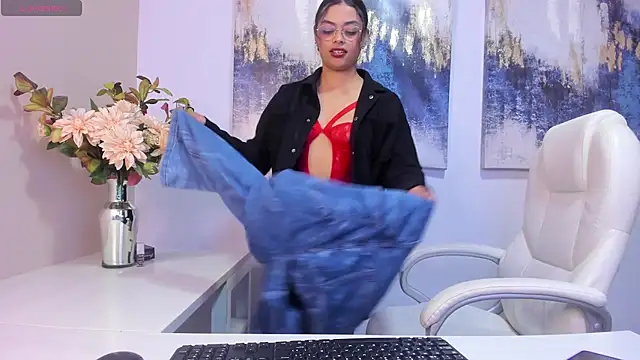 scarlett  2 online show from 04-02-26, 02:58