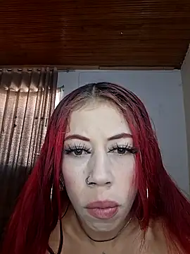 Snapshot of kellyxxx30 chatting on 04-12-26, 03:39 kellyxxx30 online show from 04-12-26, 03:39