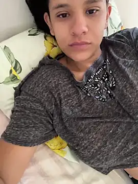 Snapshot of biaamendes chatting on 03-30-26, 11:00 biaamendes online show from 03-30-26, 11:00