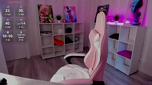 CleoXotie online show from 05-18-26, 04:07
