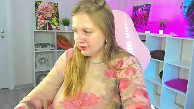 CleoXotie online show from 06-06-26, 01:21