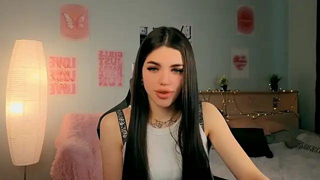 Snapshot of molly_rettyy chatting on 04-07-26, 04:13 molly rettyy online show from 04-07-26, 04:13