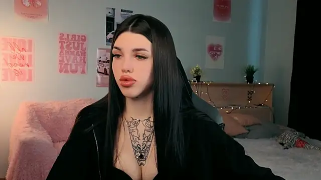 Snapshot of molly_rettyy chatting on 05-11-26, 03:45 molly rettyy online show from 05-11-26, 03:45
