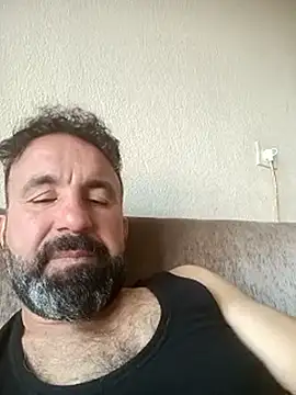 Snapshot of arda096 chatting on 04-05-26, 12:57 arda096 online show from 04-05-26, 12:57