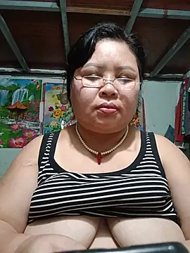 Snapshot of Monglan-c chatting on 07-01-26, 03:45 Monglan-c online show from 07-01-26, 03:45