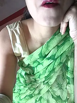 Snapshot of Curvy_Sanaya chatting on 04-22-26, 07:26 Curvy Sanaya online show from 04-22-26, 07:26