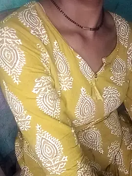 Snapshot of riyaa_sexyy chatting on 05-27-26, 08:55 riyaa sexyy online show from 05-27-26, 08:55