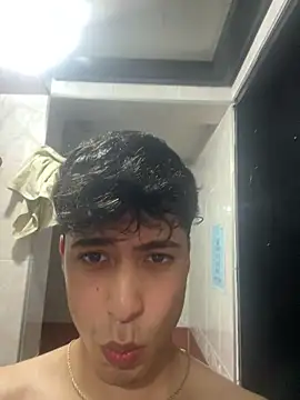 Snapshot of nico_herrera__ chatting on 06-30-26, 02:01 nico herrera online show from 06-30-26, 02:01